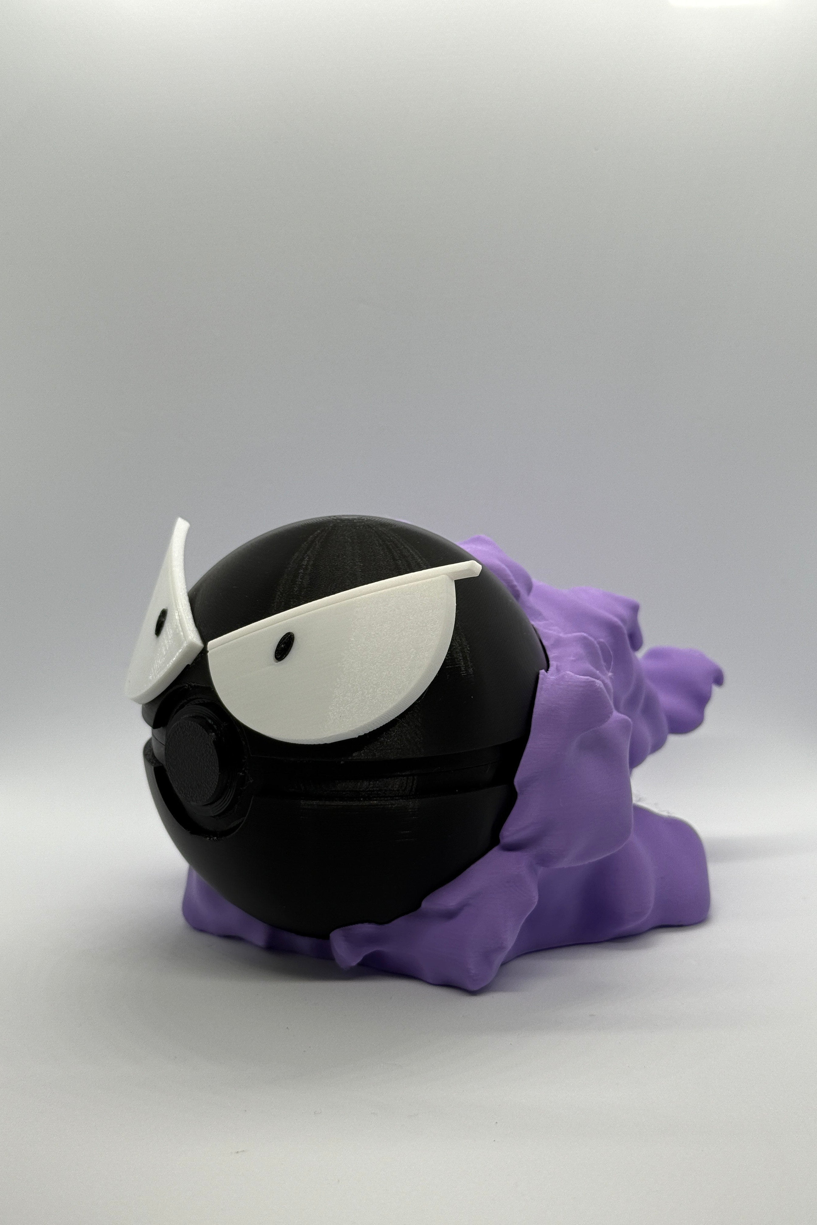 Gastly Inspired Pokeball Collectible - Opening