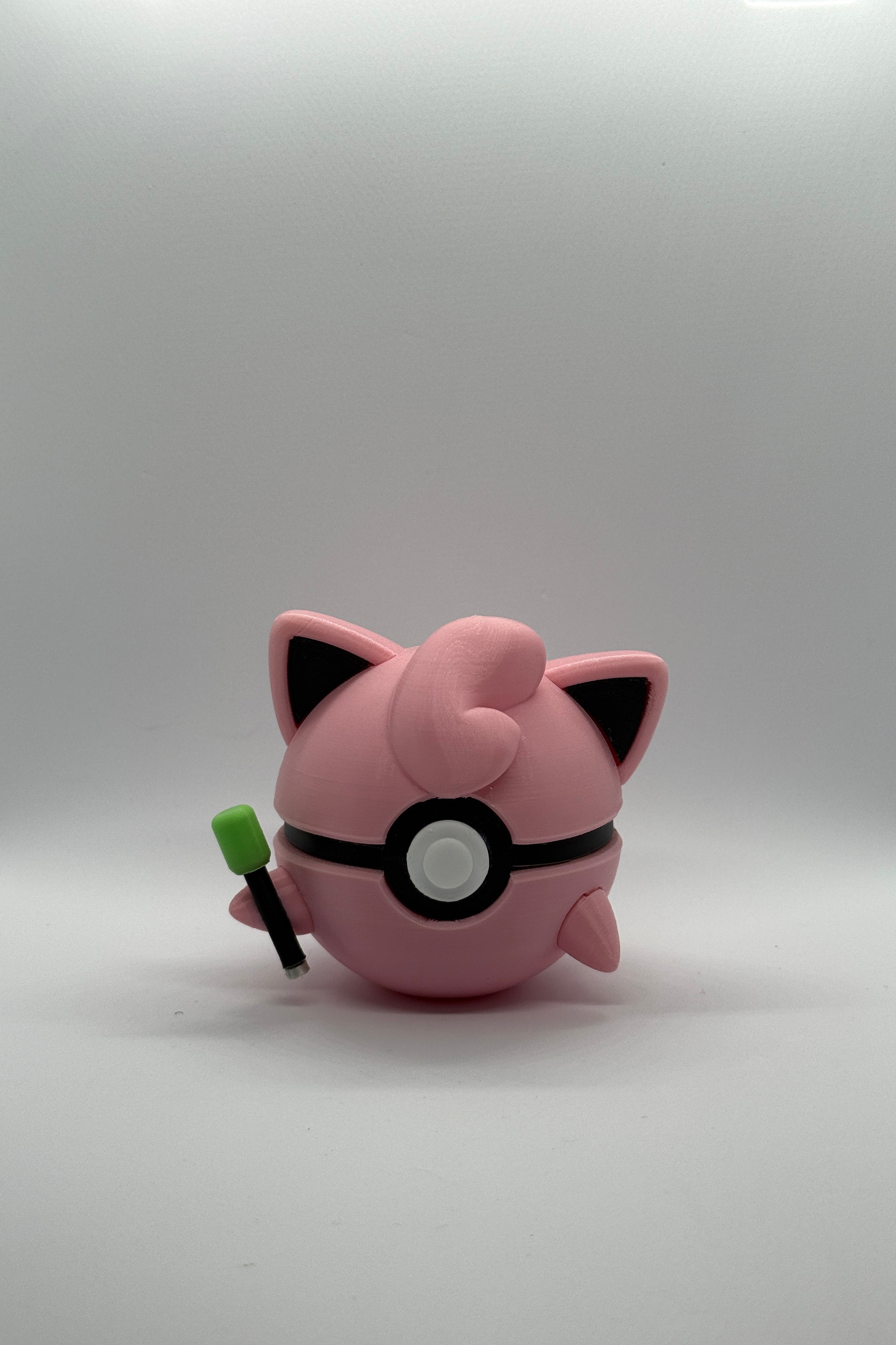 Jigglypuff Pokéball Collectible