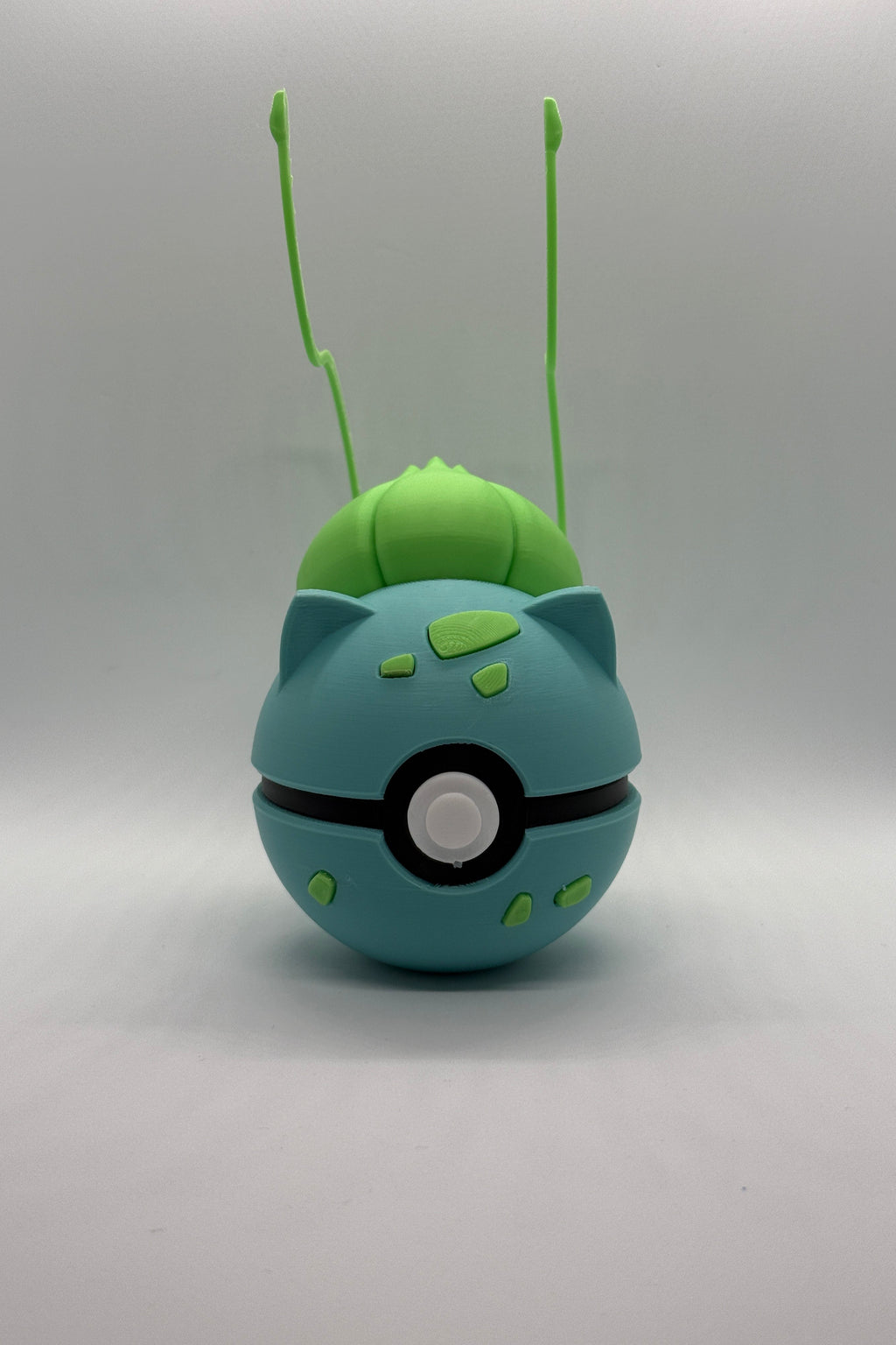 Bulbasaur Pokéball Collectible