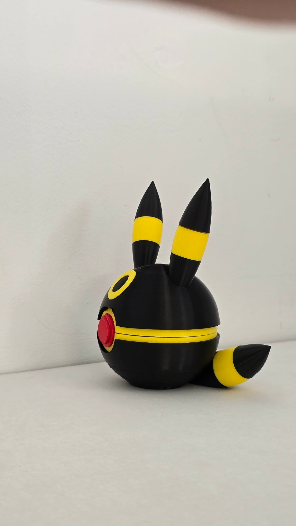 Umbreon-Inspired Holders